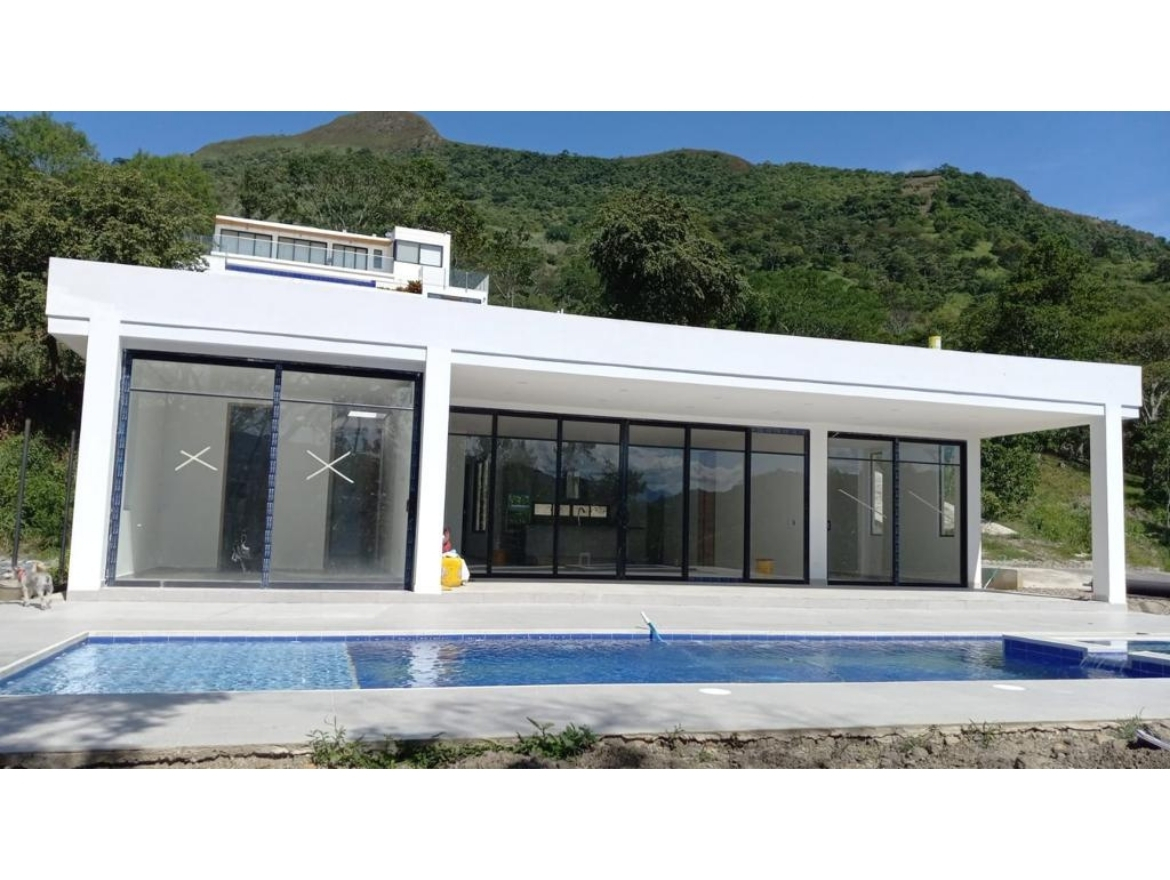 Oriol Pujol Mata, arquitecte. 8 habitatges unifamiliars Villeta