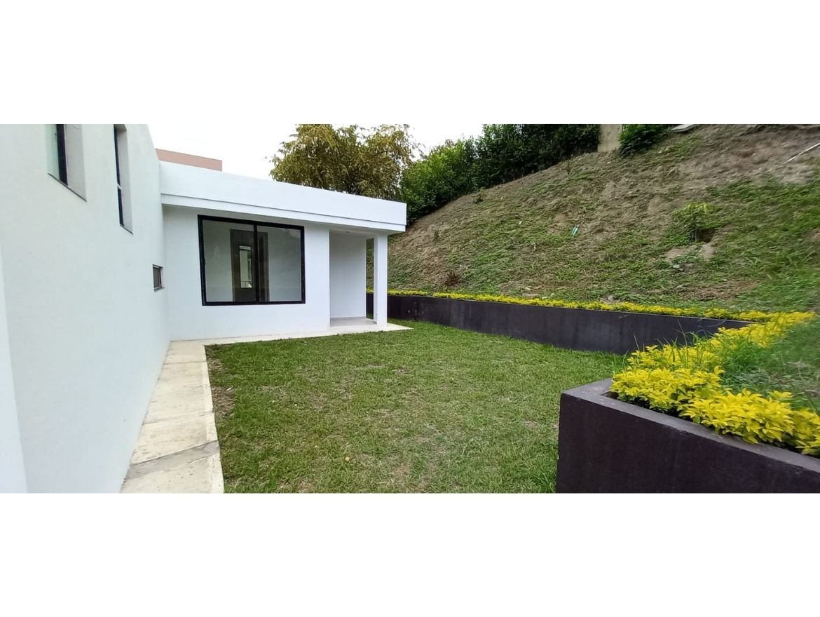 Oriol Pujol Mata, arquitecte. 8 habitatges unifamiliars Villeta