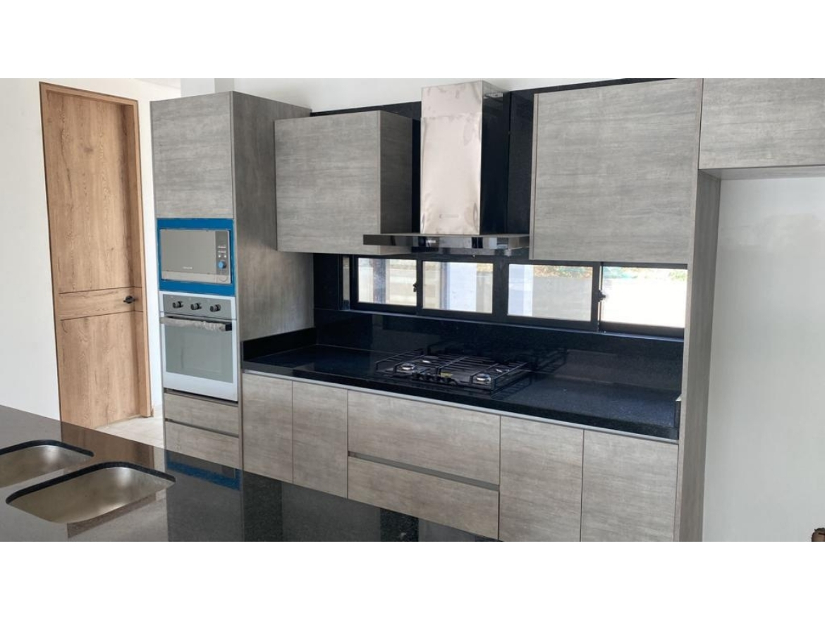 Oriol Pujol Mata, arquitecte. 8 habitatges unifamiliars Villeta