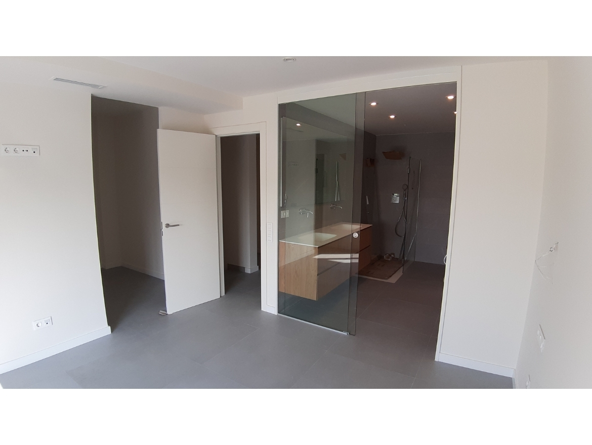 Oriol Pujol Mata, arquitecte. 9 habitatges unifamiliars en filera a Sitges