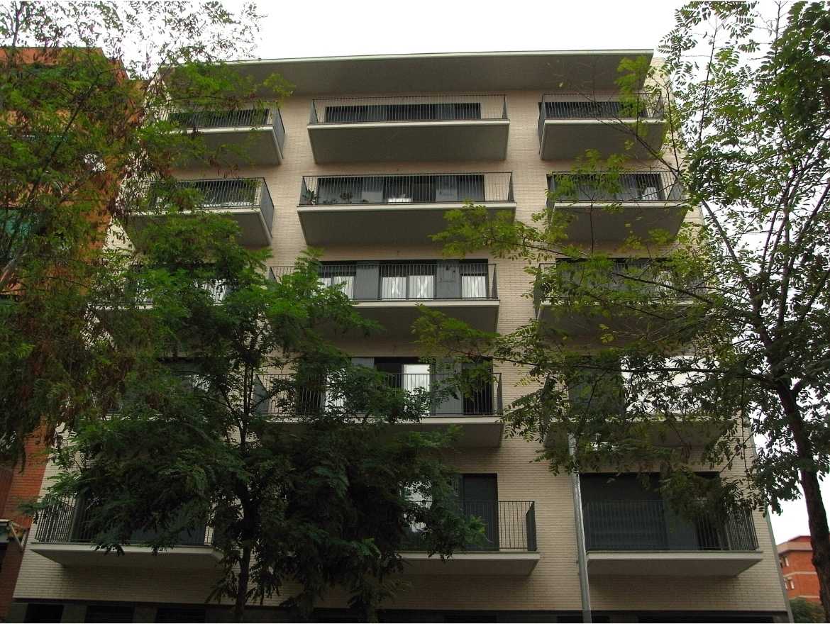 Oriol Pujol Mata, arquitecte. Edifici plurifamiliar 17 habitatges i aparcament Valldemossa