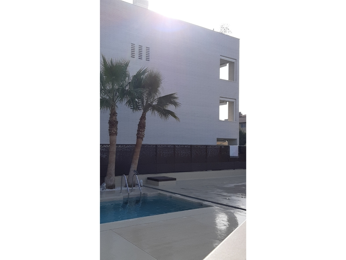 Oriol Pujol Mata, arquitecte. Edifici plurifamiliar 18 habitatges Sitges