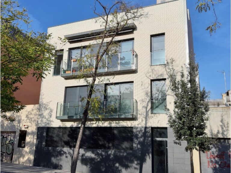 Edifici plurifamiliar de 4 habitatges