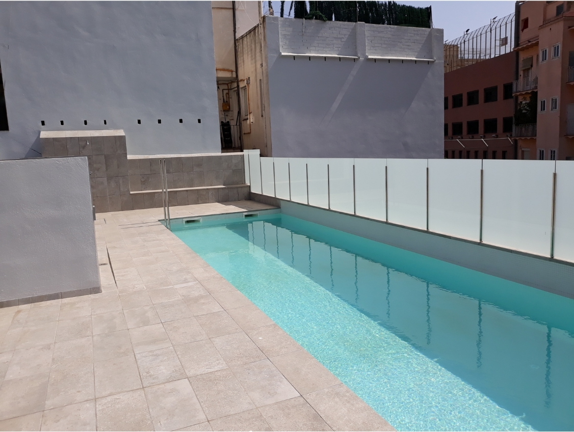 Oriol Pujol Mata, arquitecte. Edifici plurifamiliar 6 habitatges i aparcament Regas